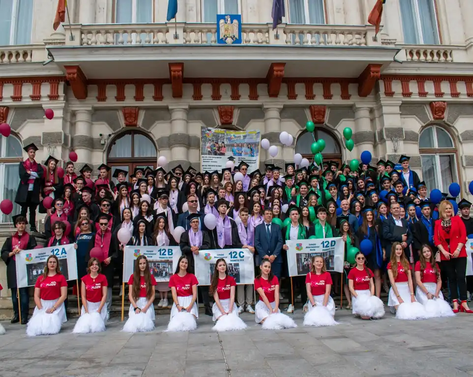 colegiul mihai eminescu liceal